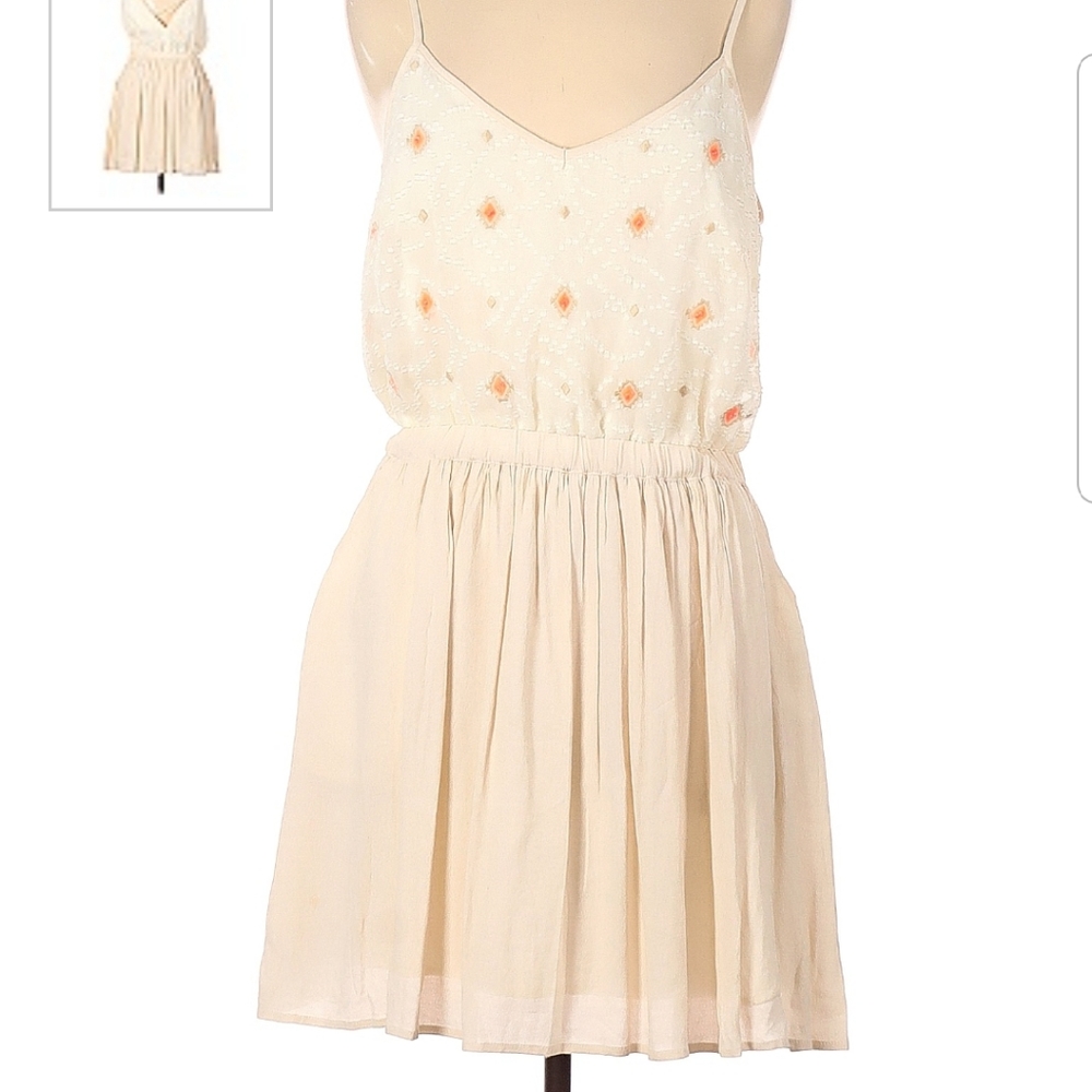 NWT Miss Me ivory dress size Medium